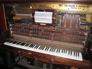 Early programmable device: pianola